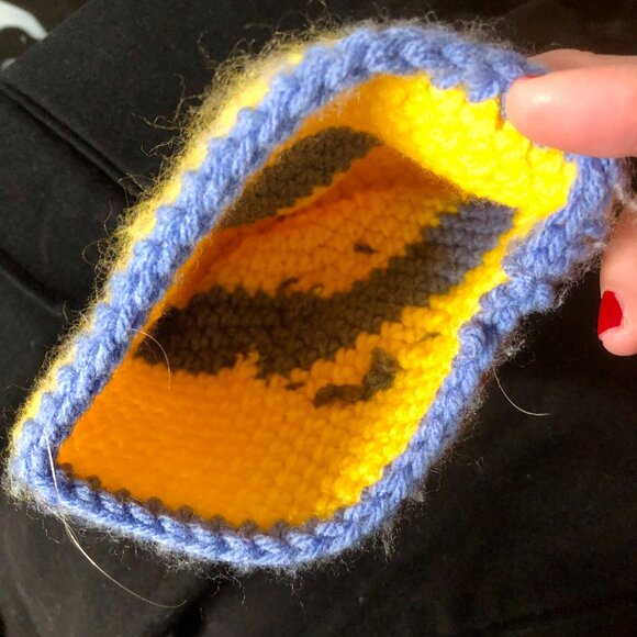 ☃️Handmade Minion-Inspired Baby Hat Crochet Knit Cap for Infant/Toddler - Picture 2 of 2